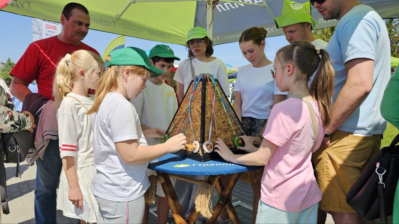 Фото «Тысячи детских улыбок» На Михайловской Набережной и в парке «Арена» в Новосибирске стартовал День защиты детей – ОНЛАЙН репортаж 30